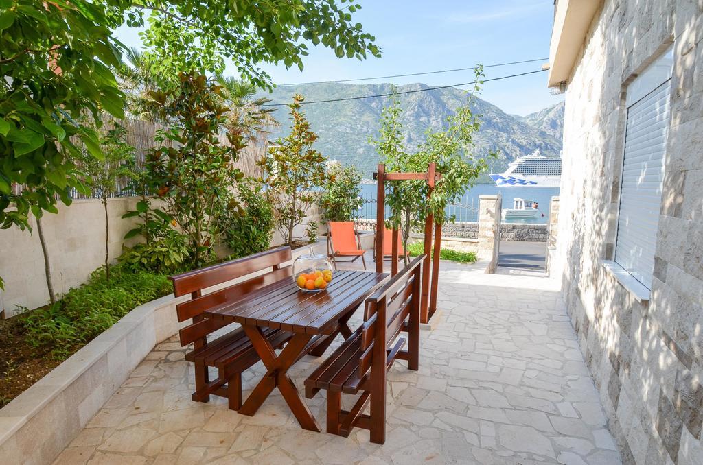 Apartments Cosovic Kotor Extérieur photo